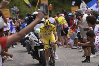 Pogacar peut-il assommer le Tour dimanche? KEYSTONE/AP/Bernard Papon